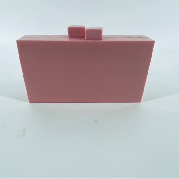 LULU Santa Hat Print Acrylic Box Purse With Crossbody Chain Pink OS NEW W/Tags - Picture 3 of 12